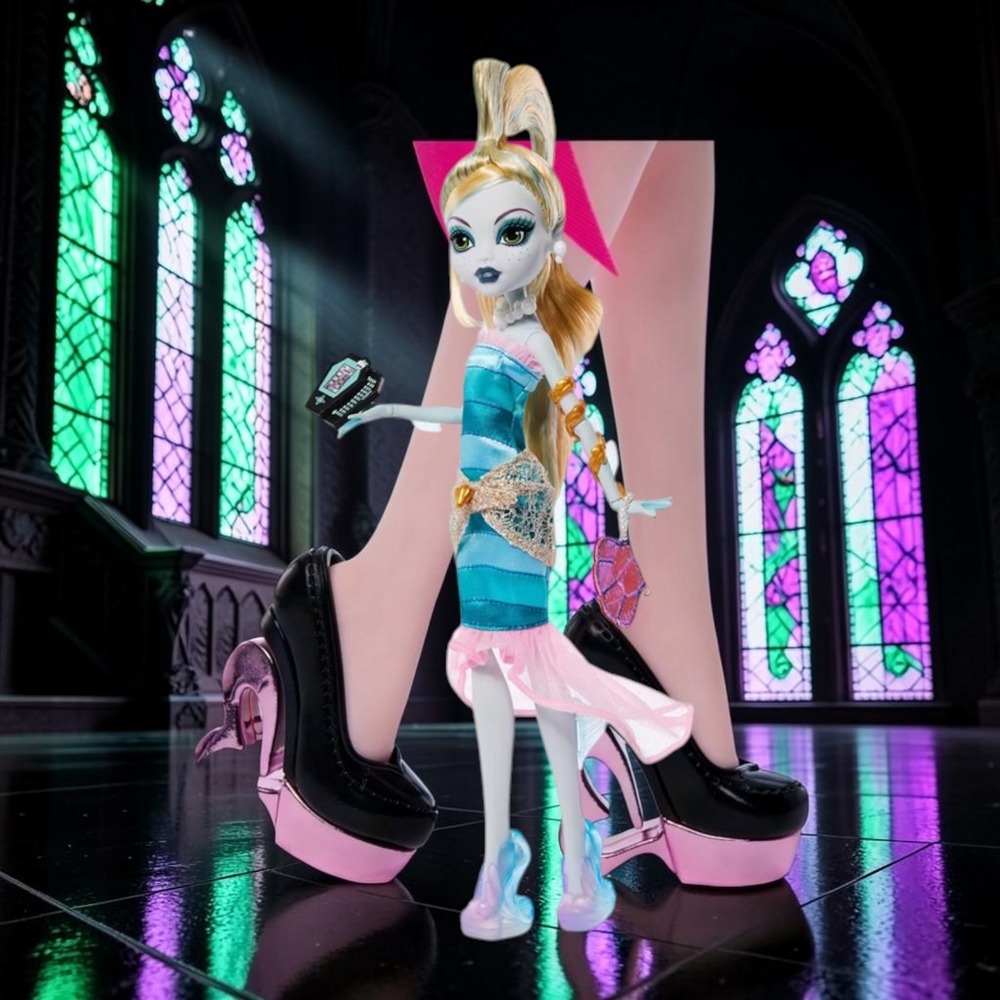 Monster High Dawn of the Dance Lagoona Blue Creeproduction Doll NEW IN HAND